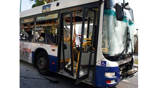 Bomba en ómnibus de Tel Aviv deja una veintena de heridos