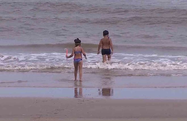 agua-playas-niños.jpg