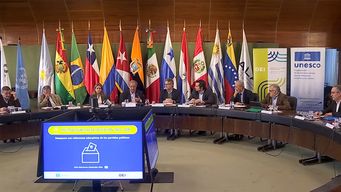 director de educacion del mec lamento ausencia del pit-cnt en encuentro sobre politicas publicas
