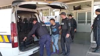 capturaron a uno de los presos que se fugo de la carcel de salto; continua la busqueda del segundo
