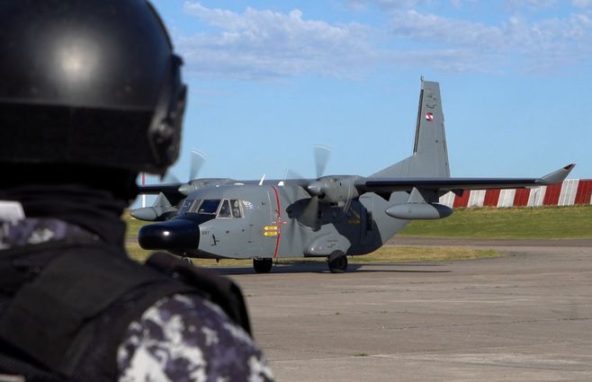 Foto: Ministerio del Interior. Traslado de Fernández Albín desde Buenos Aires a Montevideo.