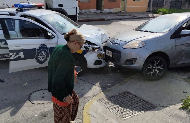 Foto cedida a Subrayado. Otro accidente: esta vez un patrullero no respetó el Pare.