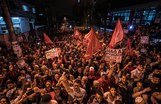 PT MOVILIZACIÓN APOYO A LULA