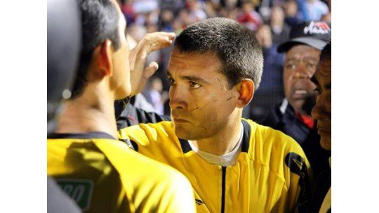 Cámara de seguridad de Nacional muestra quién lanzó el proyectil