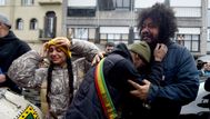 Lobo Núñez con hijos de Rada, Julieta y Matías. Foto: Dante Fernández / Foco UY