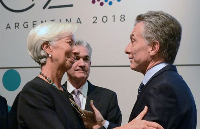 Christine Lagarde del FMI&nbsp; y Mauricio Macri en tensas negociaciones.
