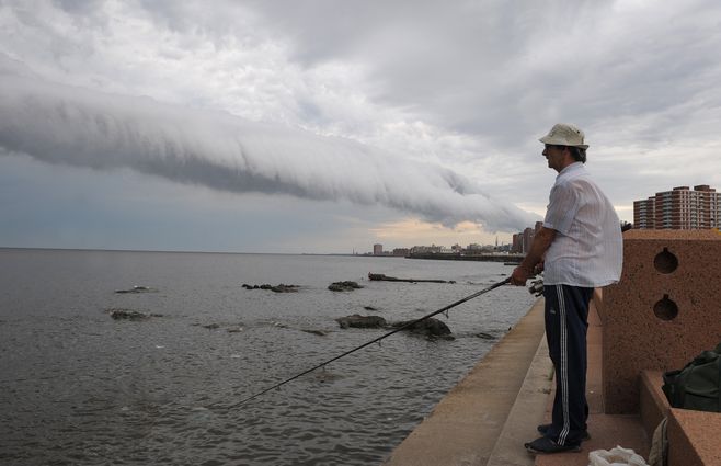 tiempo nuboso tormenta pesca.jpg