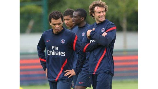 A Lugano no le preocupa la llegada de otros defensores al PSG