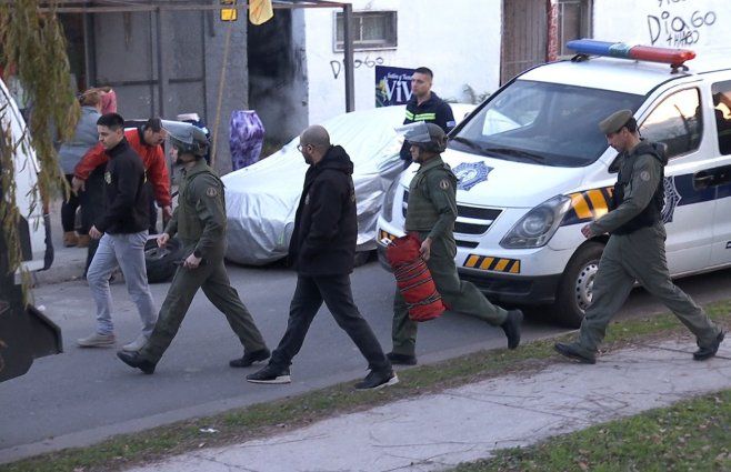 Foto: Subrayado. Allanamiento en Unidad Misiones, Montevideo.