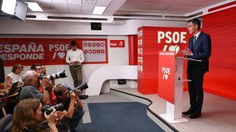 Pedro Sánchez en conferencia de prensa del PSOE. Foto: AFP