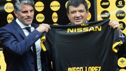 Diego López a su llegada a Peñarol. Fue una auténtica sorpresa que llegara desde Italia.