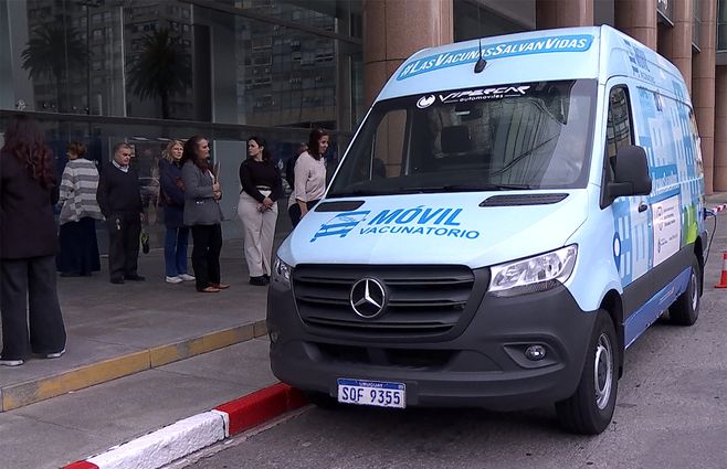 vacunatorio-movil-torre-ejecutiva-gripe