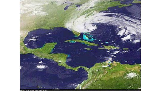 Obama y Romney en recta final de campaña a la sombra de Sandy