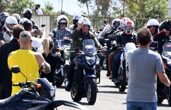 Bolsonaro-en-Moto.jpg
