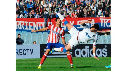 El Atlético de Madrid ganó 2 a 0 ante Nacional en el Centenario