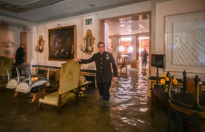 Venecia-hotel-inundaciones-marea-alta-AFP.jpg