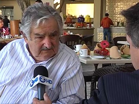 Mujica confirma que hay fragmentos de otros cuerpos en el 14