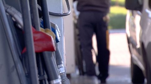 Gobierno anunció un aumento de 3,15 pesos en la nafta y de 3,40 pesos en el gasoil