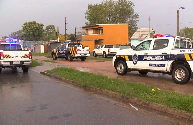 Foto: Subrayado. Operativo policial el martes en la Cruz de Carrasco.