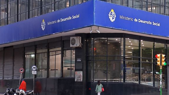 Muerte en refugio del Mides: informe del Ministerio dice que dos equipos médicos vieron al hombre y no aconsejaron su traslado