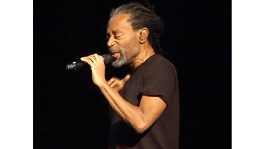 El hit “Don´t worry, be happy”, se escuchó en Montevideo