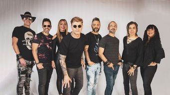 vilma palma e vampiros se presenta en el palacio penarol en la noche de la nostalgia