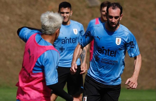 uruguay-entrena-4.jpg