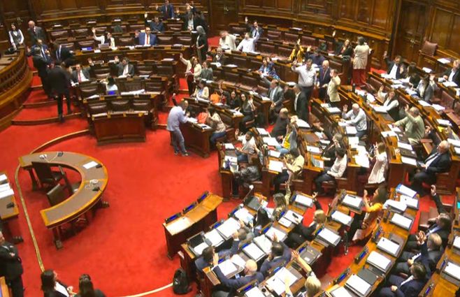 votación-diputados-presupuesto