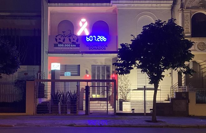 Cierre Mes Rosa Fachada.jpg