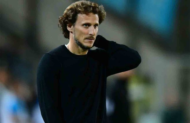 Diego Forlán. 