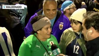 en maldonado, la madre del arquero randall celebro el campeonato del juvenil