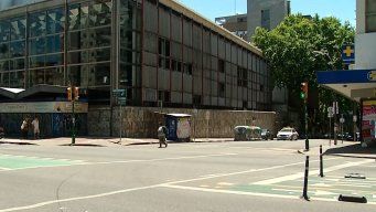 Foto: Subrayado. Esquina de 18 de Julio y Arenal Grande, Cordón.