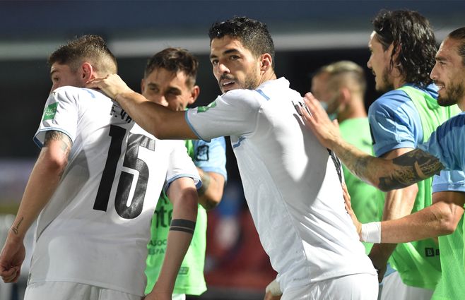 Suárez-AFP-Uruguay-Paraguay.jpg