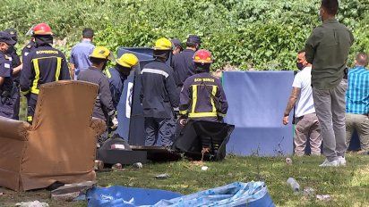 hallaron el cuerpo de un hombre con varios balazos en el arroyo miguelete