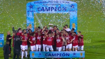 rentistas campeon del  apertura: obtuvo su primer titulo en primera