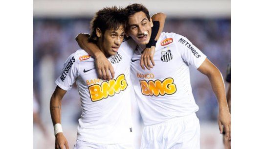 Santos pone a prueba talento de Neymar y compañía ante Vélez