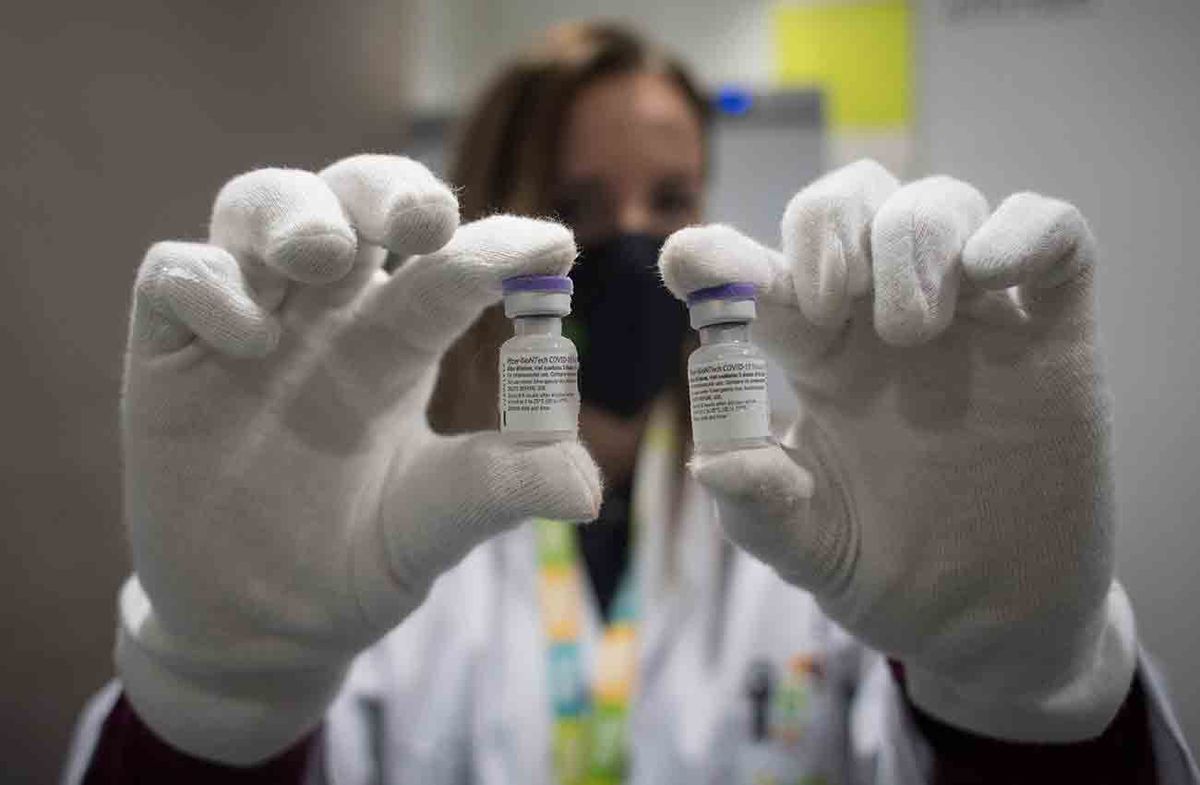 Gobierno pidió aumentar en US$ 90 millones el tope para compra de vacunas contra el Covid