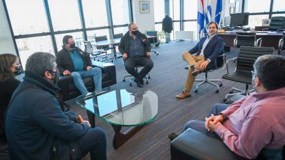 cofe advirtio a lacalle pou consecuencias del recorte de presupuesto y funcionarios