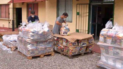 trabajadores y empresarios de la bebida repartiran canastas alimenticias y de higiene