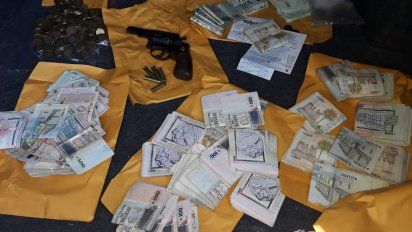 robaron $150.000 de un abitab, los destuvieron y recuperaron el dinero