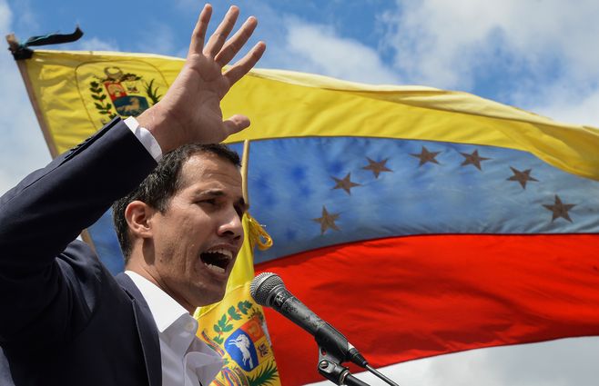 Guaidó-presidente-AFP.jpg