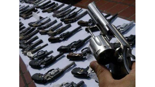 Un francés escondía arsenal frente a la Jefatura de Policía