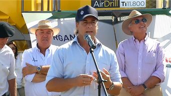 es mentira, afirmo lacalle pou sobre polemica por la fecha de cadena del si