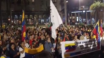 al grito de libertad y edmundo presidente, venezolanos se manifestaron en rechazo a la reeleccion de maduro