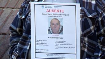 persona ausente: companeros de carlos bidondo piden que se reactive el caso y exigen respuestas a la policia