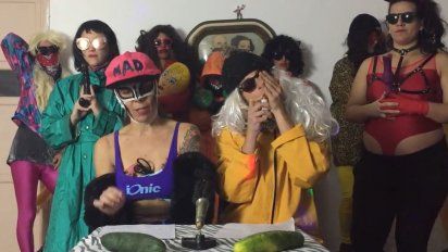 queremos compartir amor, amor, y mas amor y no odio, dicen autores del video polemico