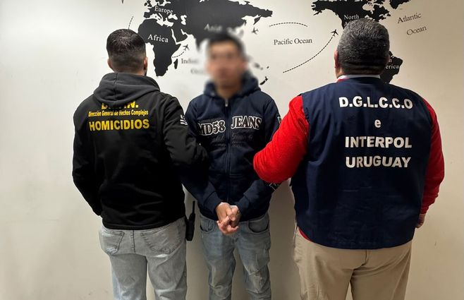 El joven de 19 años, extraditado desde Buenos Aires, sospechoso del triple homicidio del Cerro.