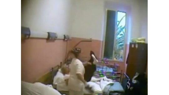 Crueles imágenes de maltrato a ancianos en geriátrico de Italia