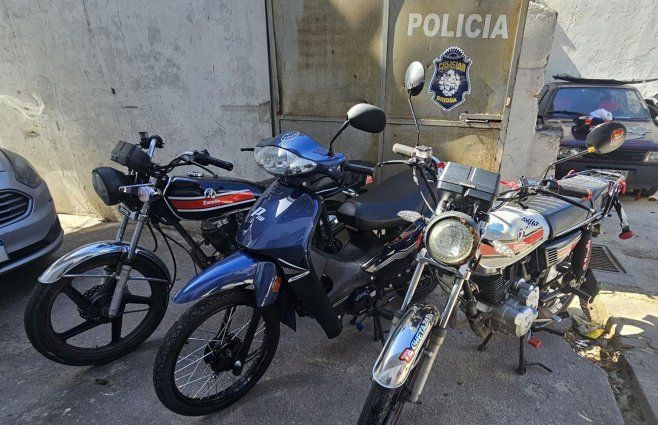 Algunas de las motos robadas por los cuatro delincuentes ahora condenados.