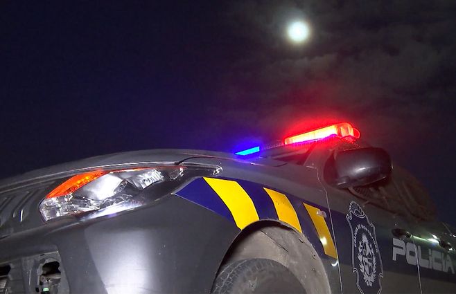 policia-patrullero-nuevo-sirena-noche.jpg
